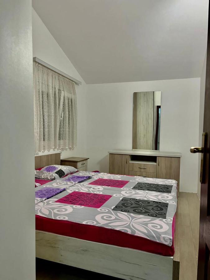 בודווה Apartmani Jankovic מראה חיצוני תמונה