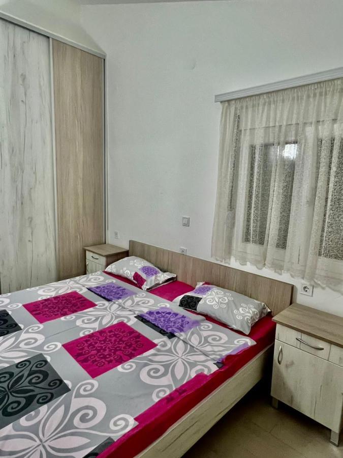 בודווה Apartmani Jankovic מראה חיצוני תמונה